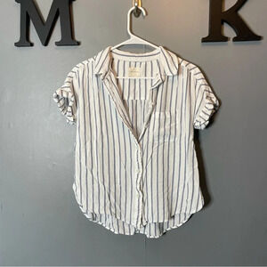 American Eagle white and blue striped button up short sleeve shirt women’s xs